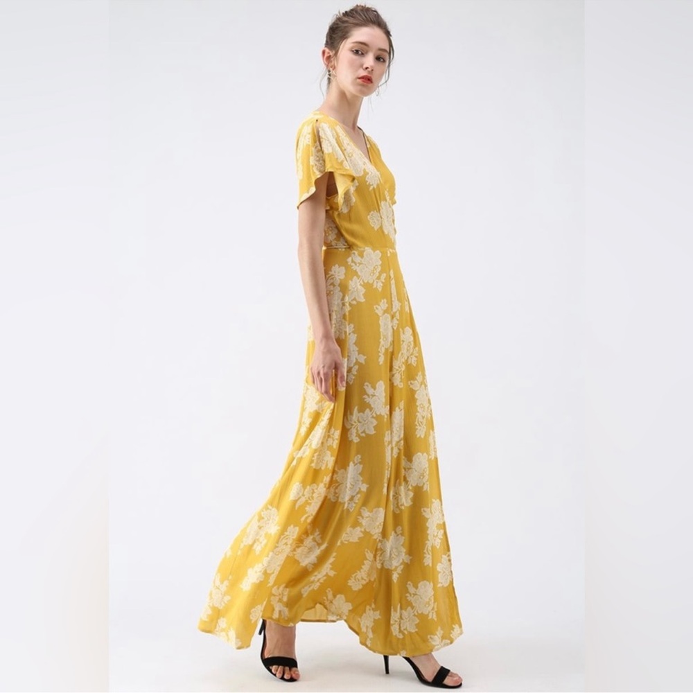 Lulus Wrap Dress - Size Small